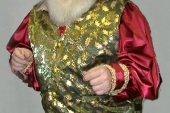 Greenvestgoldholly
